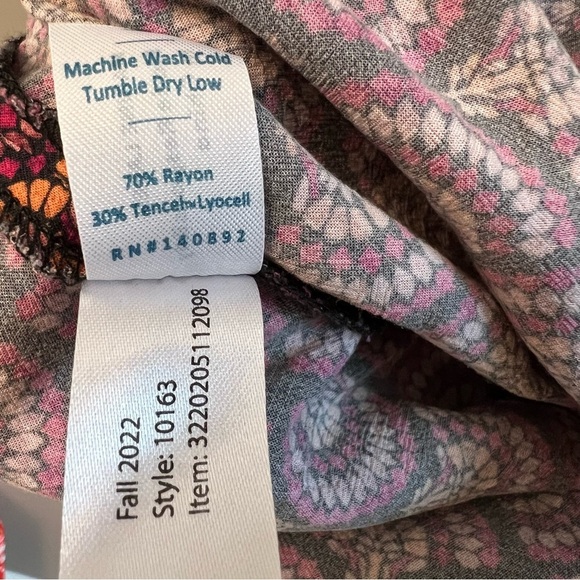 Marine Layer Ryan Midi Slip Skirt Fan Block Print 0 NWT Spring Contemporary - Picture 4 of 4